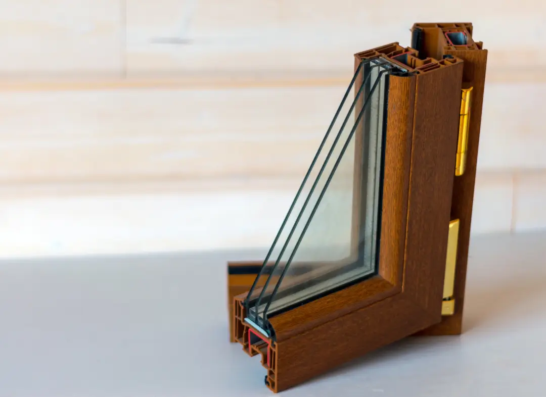 Installation de fenêtre en bois sur mesure Baillargues